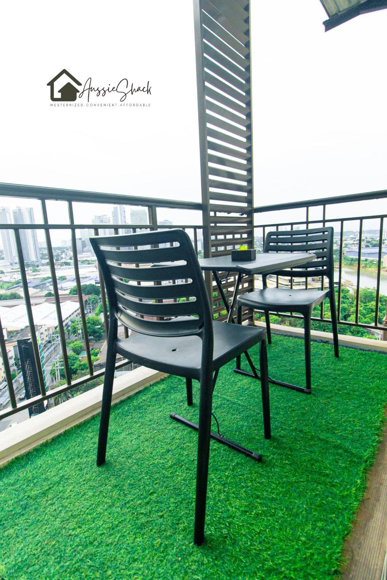 Aussie Shack - 2Br Modern Condo With Skyline View 마닐라 외부 사진