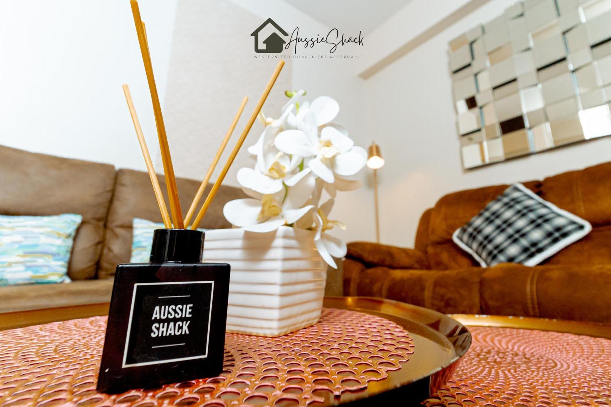 Aussie Shack - 2Br Modern Condo With Skyline View 마닐라 외부 사진